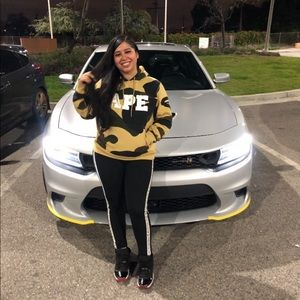 Meet your Posher, Caller